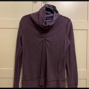 Lululemon reversible turtleneck